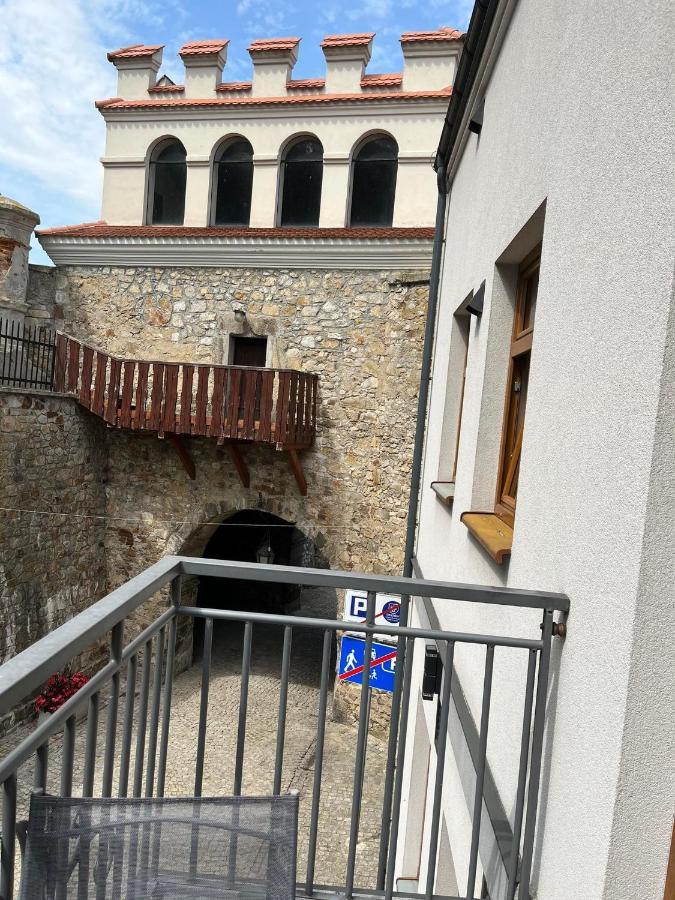 Kamienica Przy Bramie Hotel Opatow  Exterior foto