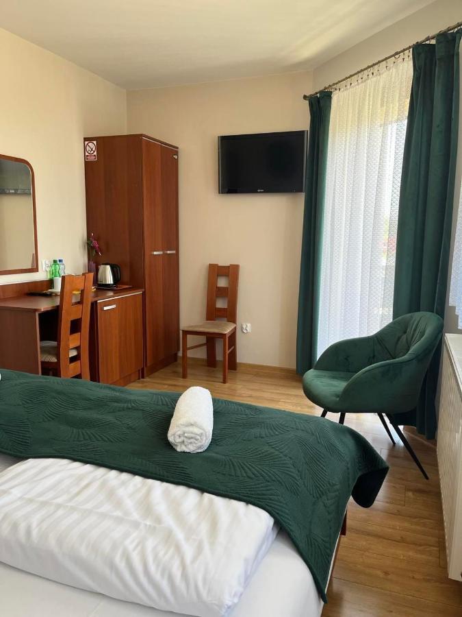 Kamienica Przy Bramie Hotel Opatow  Exterior foto