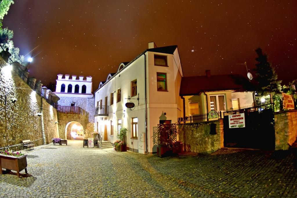 Kamienica Przy Bramie Hotel Opatow  Exterior foto