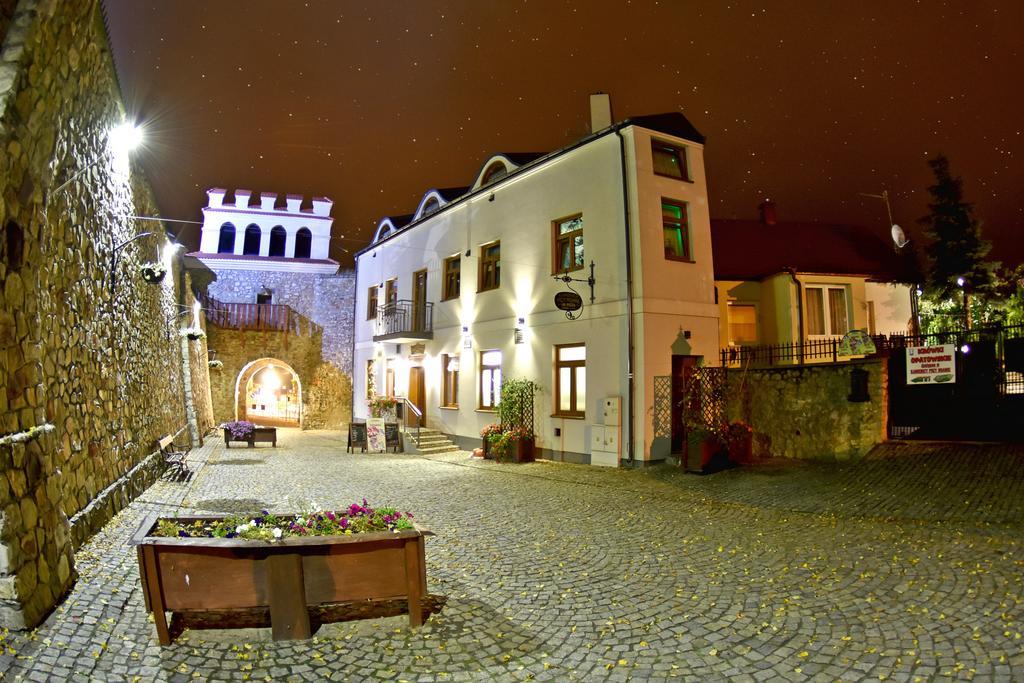 Kamienica Przy Bramie Hotel Opatow  Exterior foto